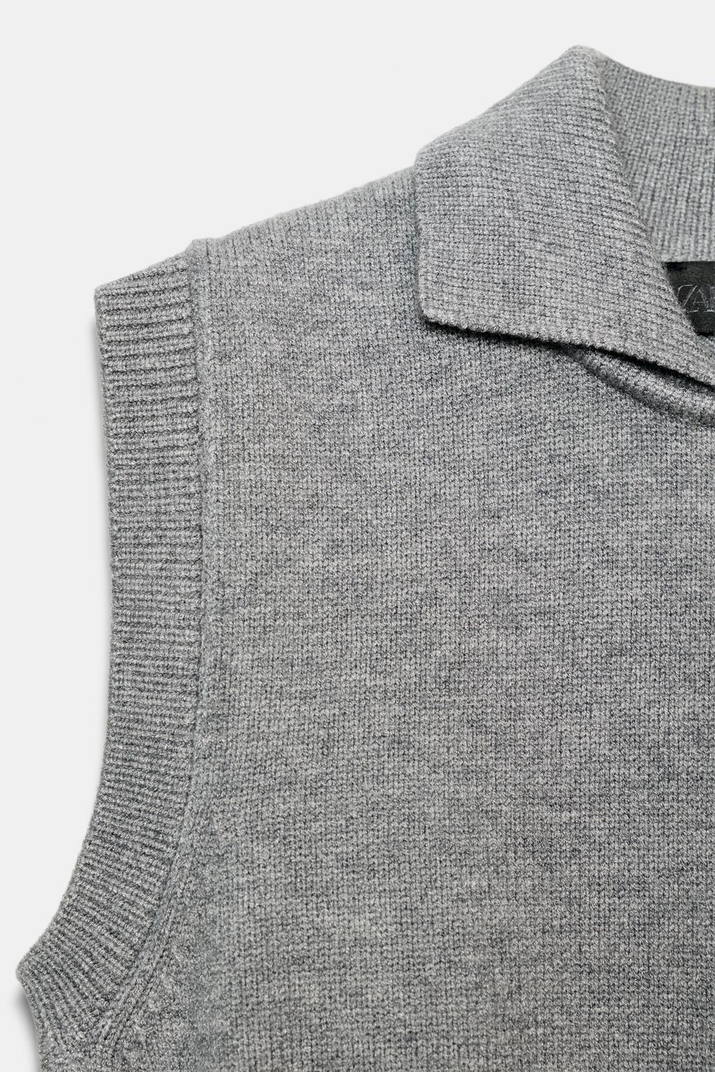 KNITTED POLO COLLAR TANK TOP
