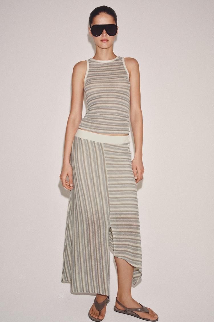 STRIPED SLEEVELESS TOP