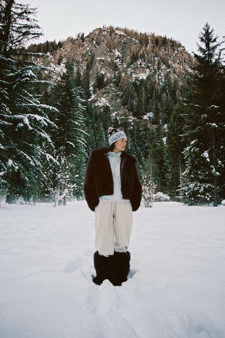SHORT FAUX FUR COAT WITH LAPEL COLLAR