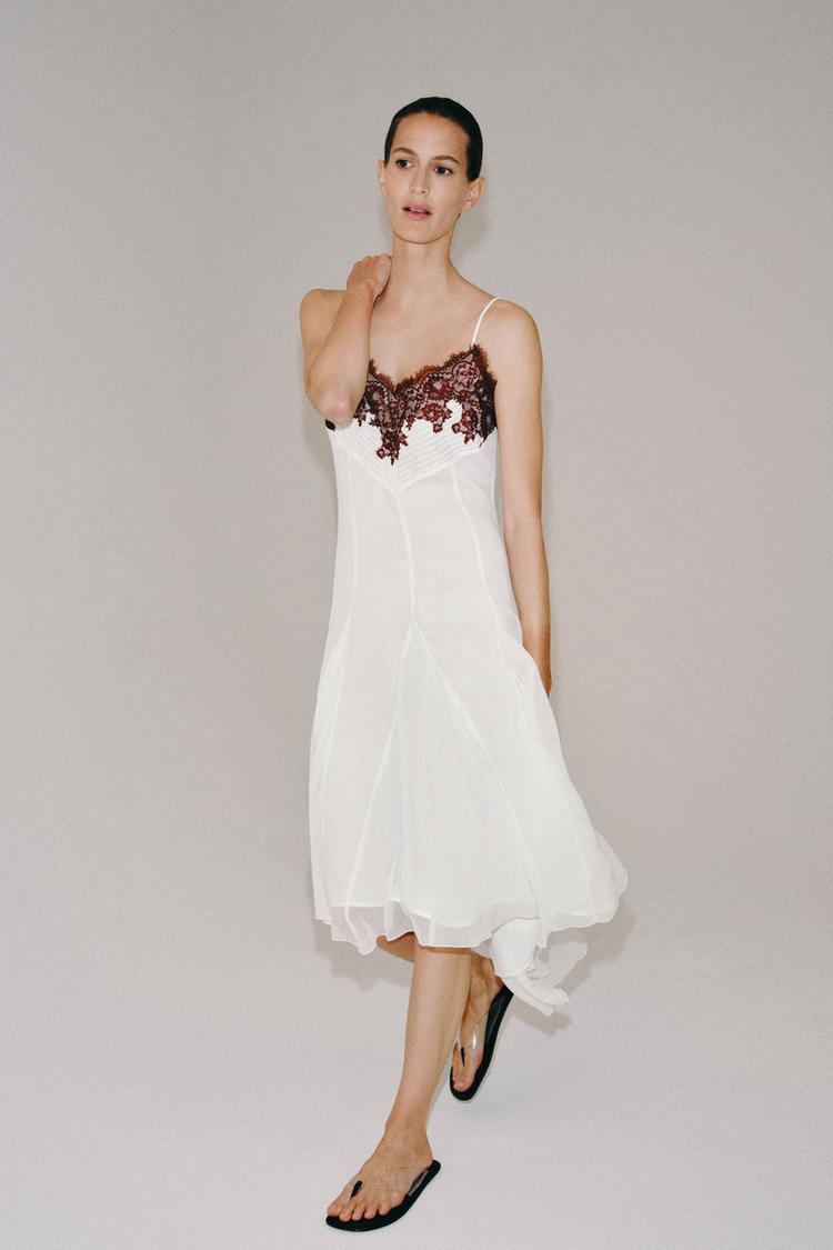 LACE DRESS