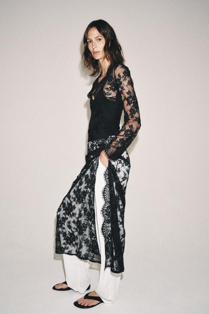 LONG LACE DRESS