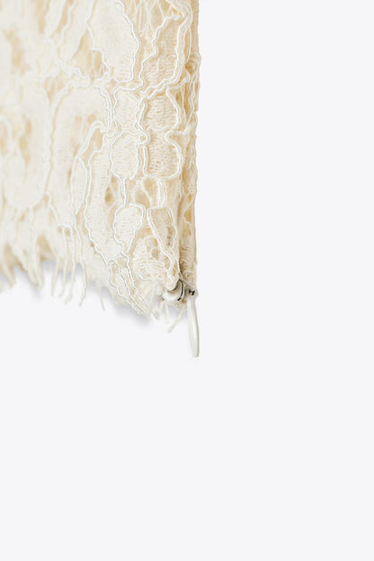 EMBROIDERED LACE CROP TOP