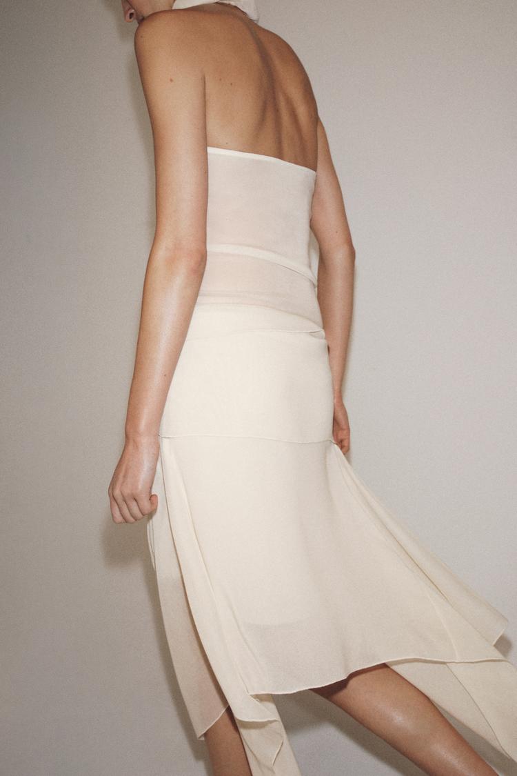 FLOWING HALTER TOP