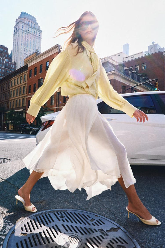 FLOWING MIDI SKIRT