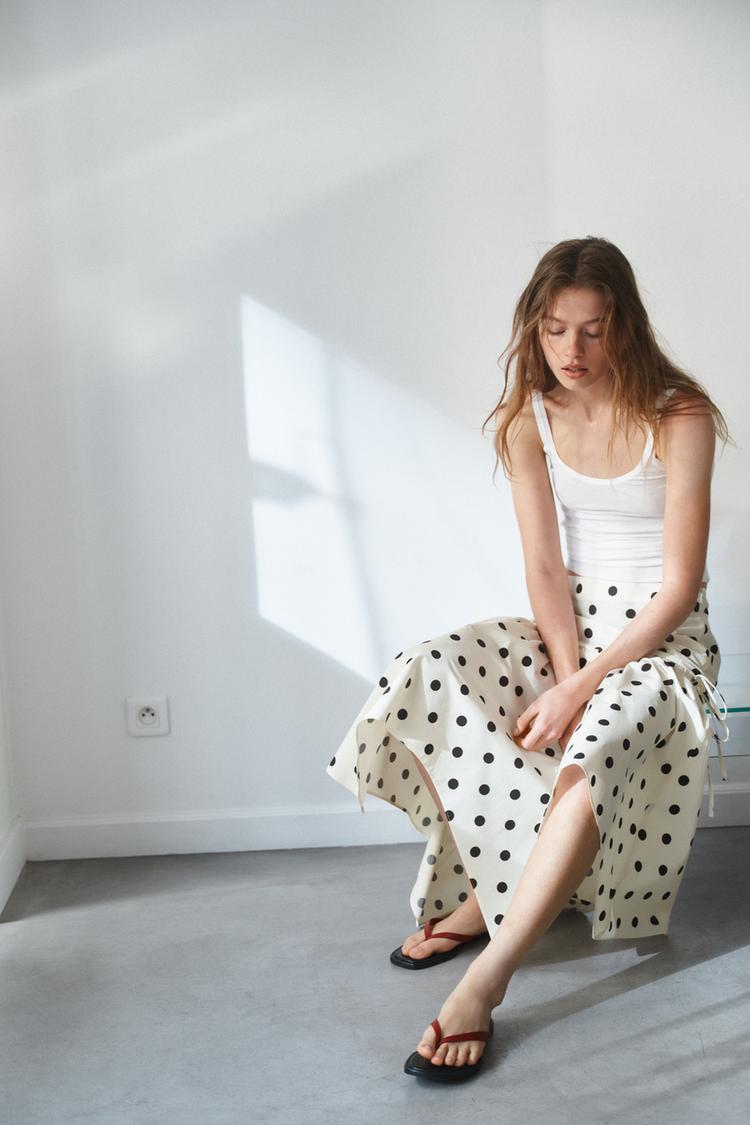 ASYMMETRIC POLKA DOT MIDI SKIRT