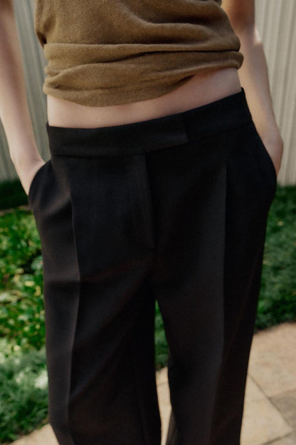 WIDE LEG TROUSERS WITH DARTS