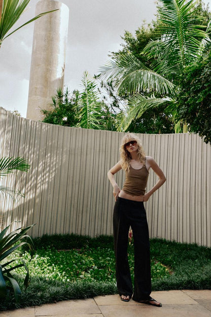 WIDE LEG TROUSERS WITH DARTS