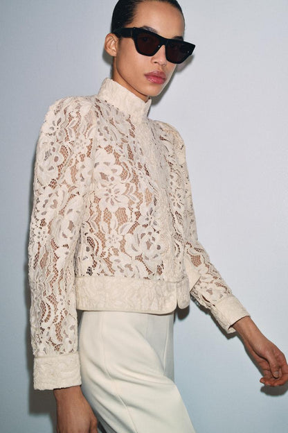 LACE BLAZER
