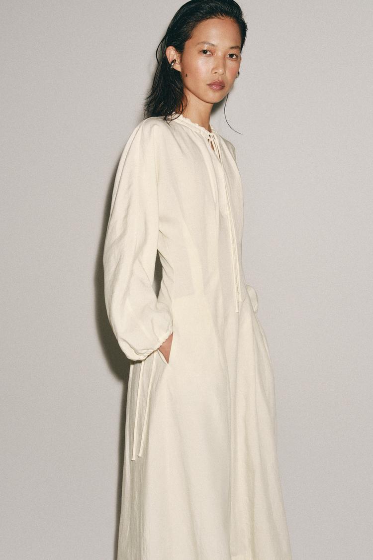 FITTED WAIST DRESS