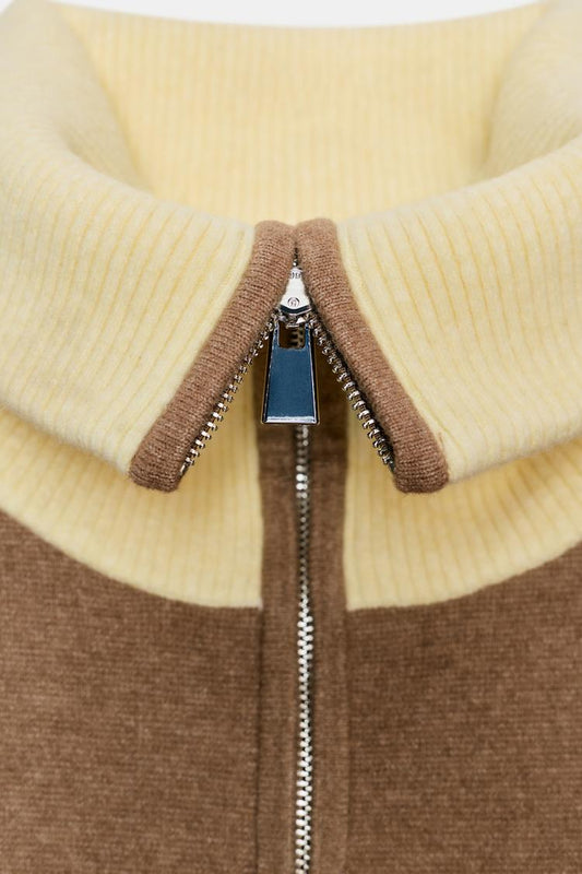 ZIP-UP KNIT CARDIGAN