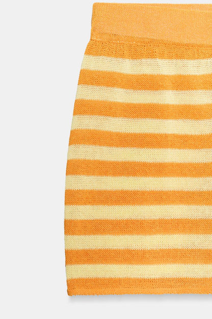 STRIPED KNIT SHORTS