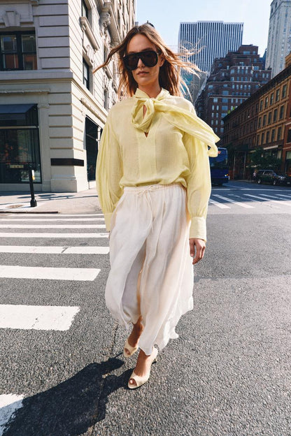 FLOWING MIDI SKIRT