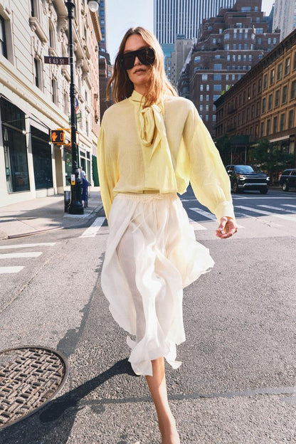 FLOWING MIDI SKIRT