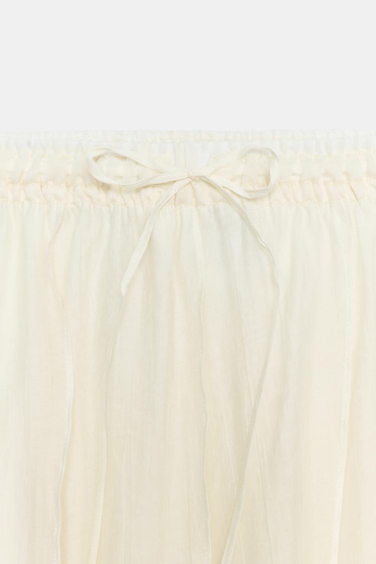 FLOWING MIDI SKIRT