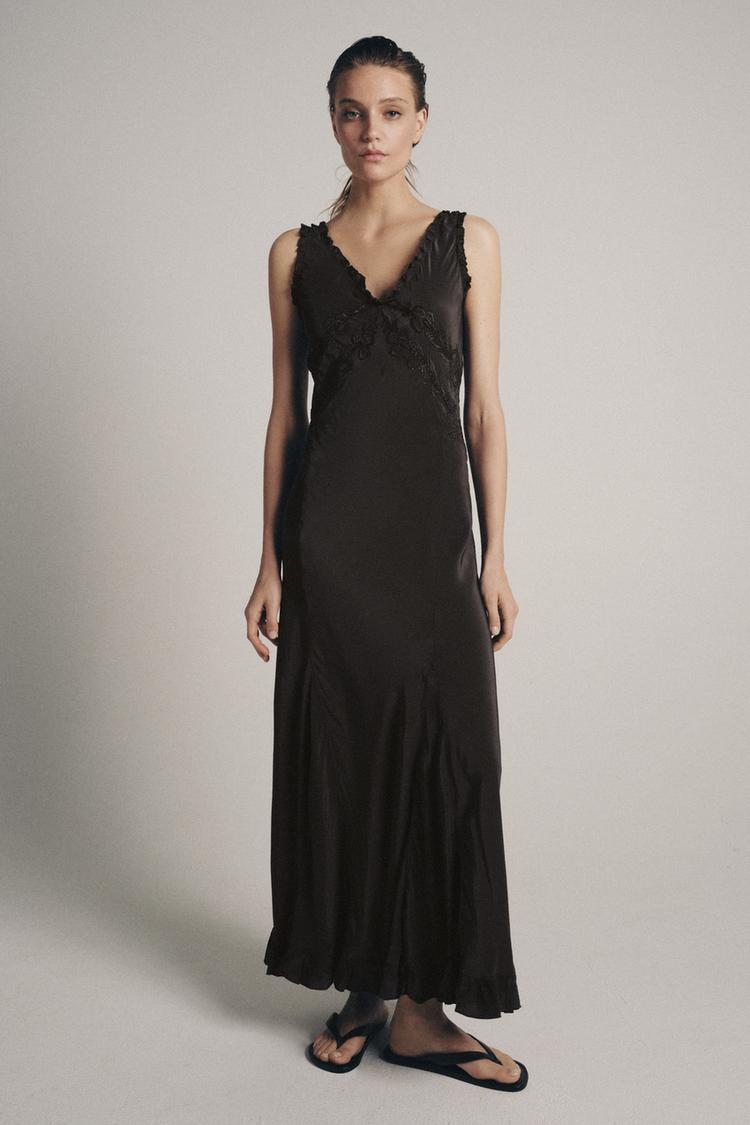EMBROIDERED LONG DRESS