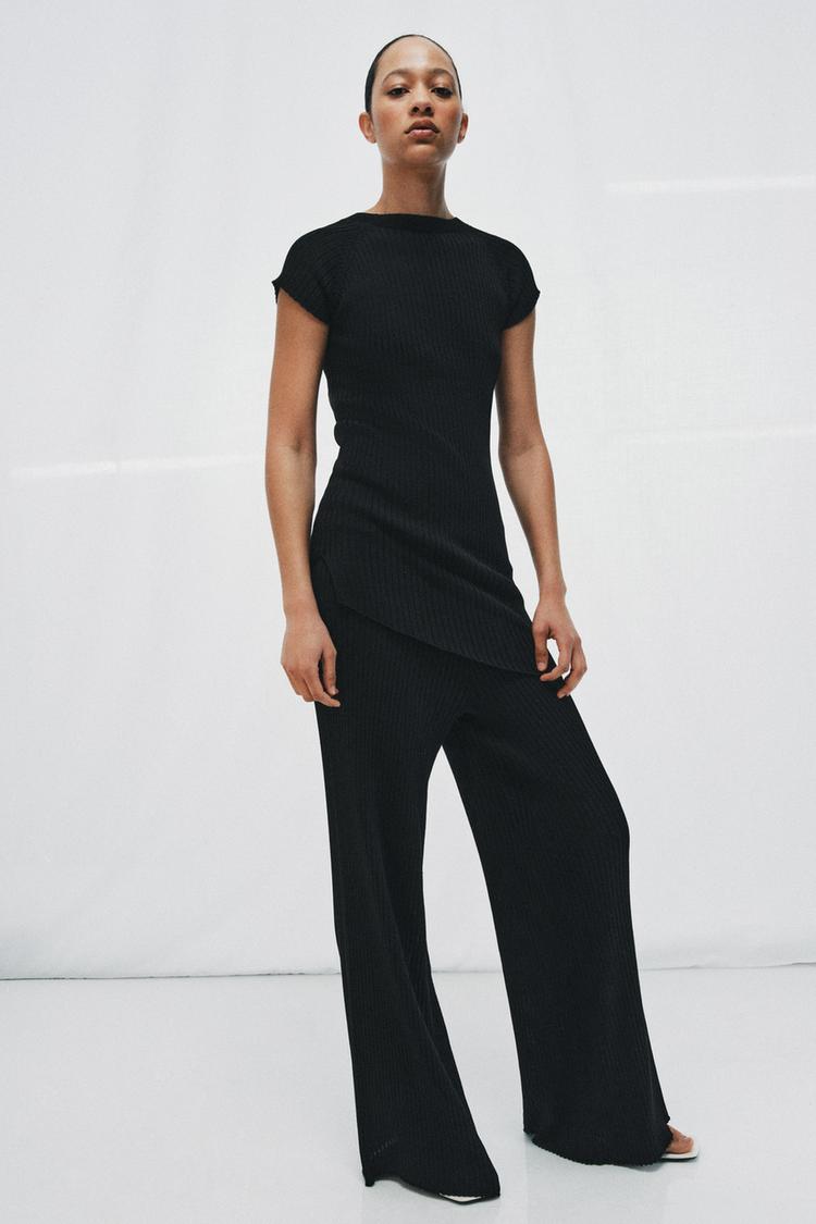ASYMMETRIC RIB KNIT TOP