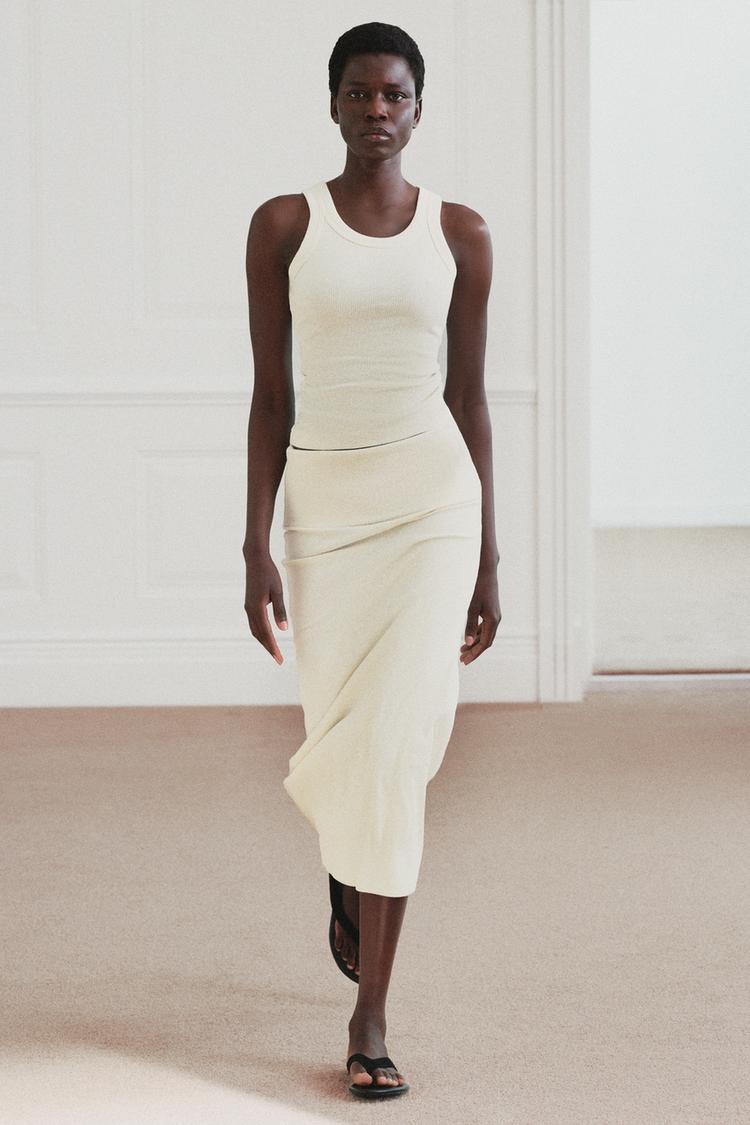 RUSTIC RIBBED SKIRT