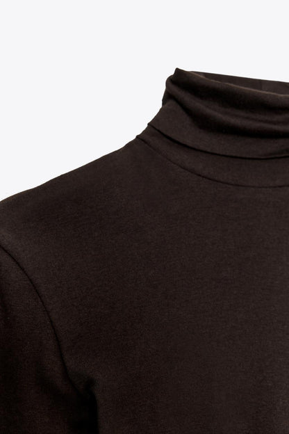 SLIM FIT HIGH NECK T-SHIRT
