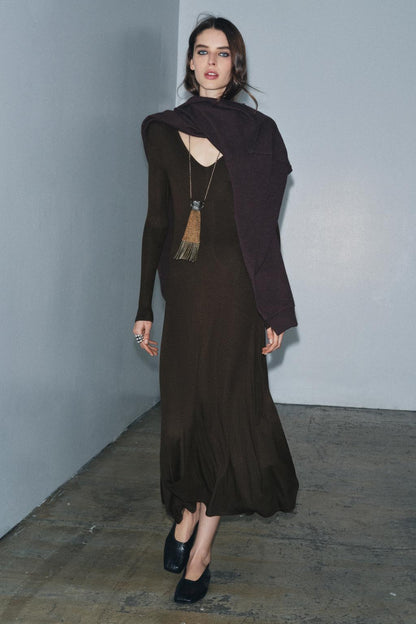 LONG V-NECK DRESS