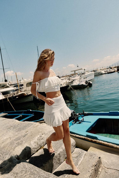 RUFFLED KNIT TOP
