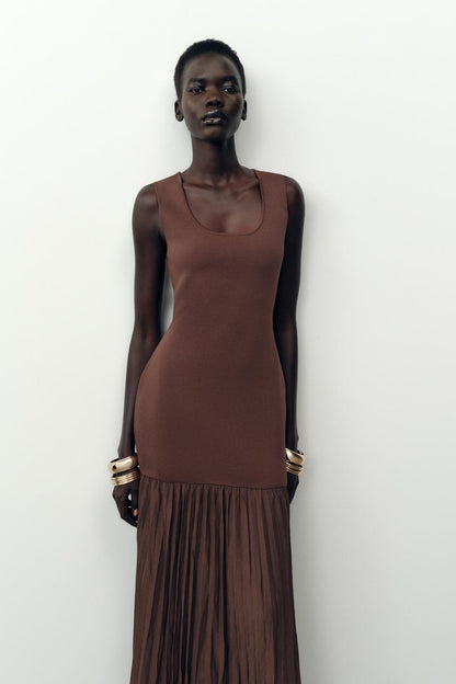 CONTRAST KNIT DRESS
