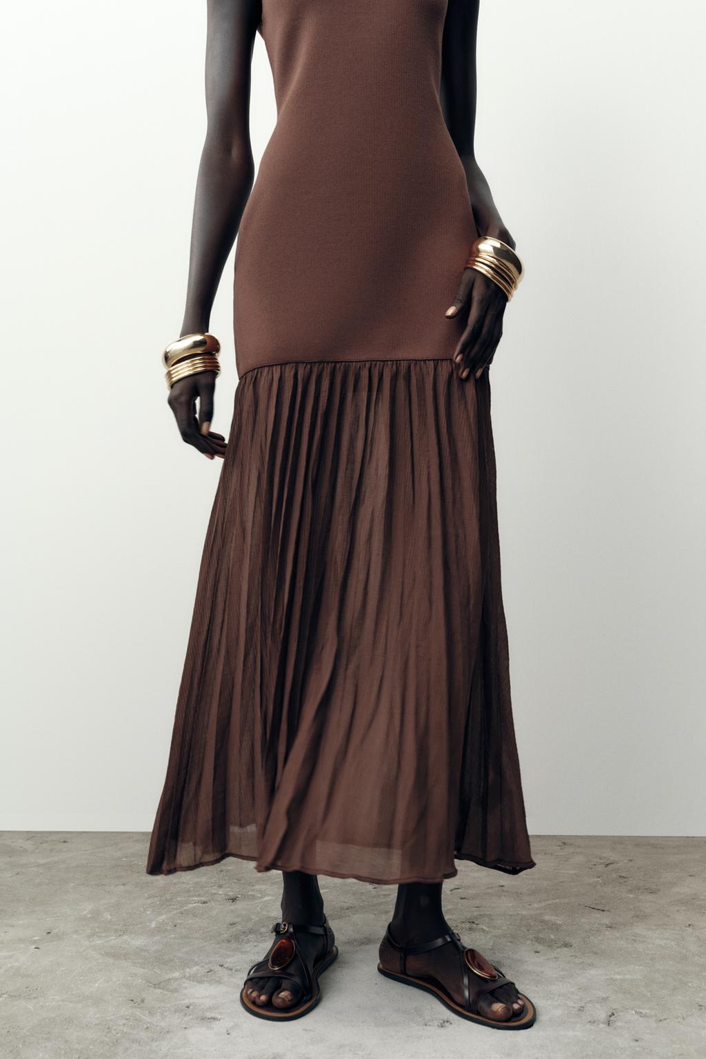 CONTRAST KNIT DRESS