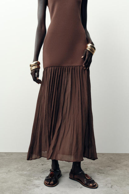 CONTRAST KNIT DRESS