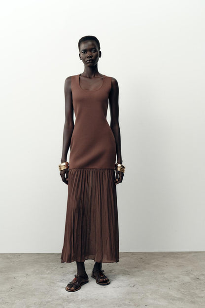 CONTRAST KNIT DRESS
