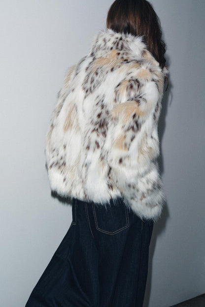 SHORT FAUX FUR COAT