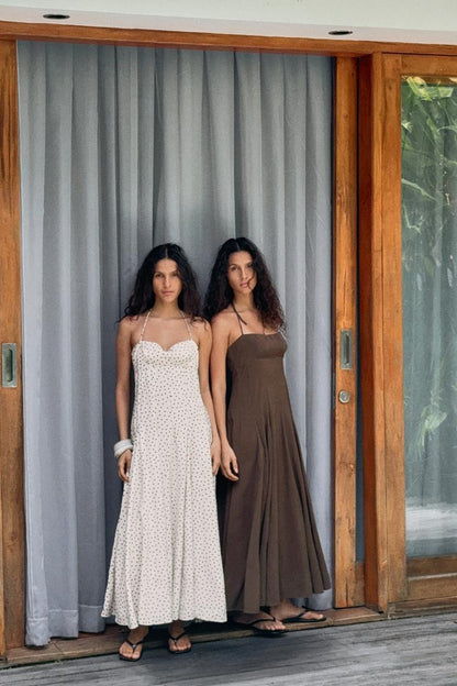 VOLUMINOUS FLOWING HALTER MIDI DRESS