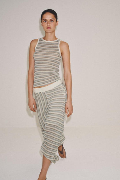 STRIPED SLEEVELESS TOP