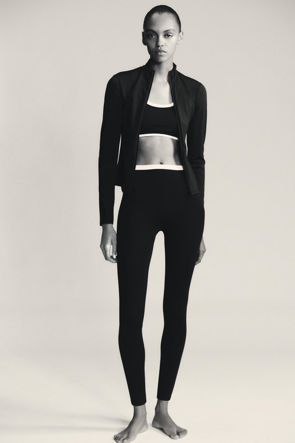SPORTY DOUBLE EFFECT CROP TOP
