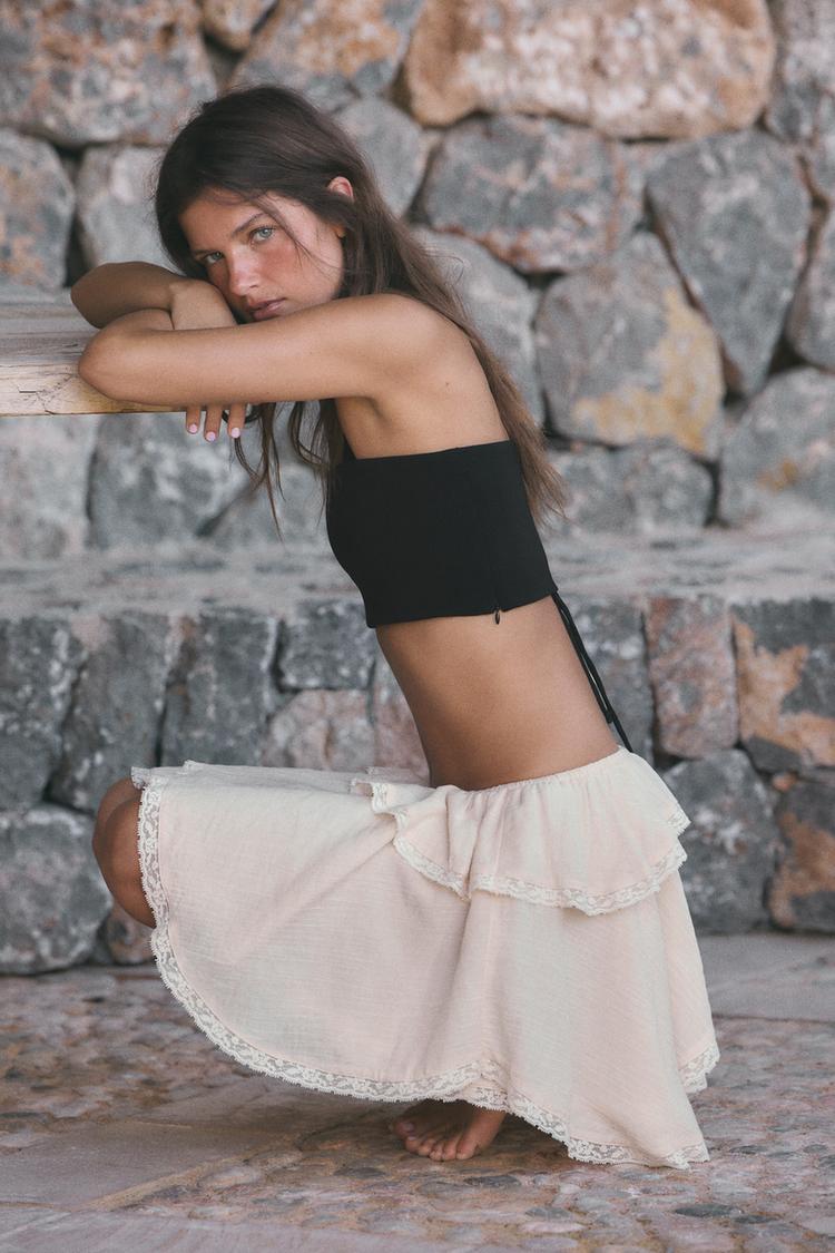 LACE RUFFLE MINI SKIRT