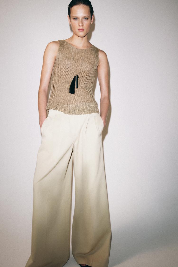 PLEATED WIDE-LEG TROUSERS