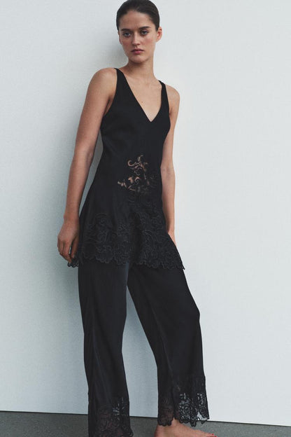 100% VISCOSE EMBROIDERED STRAPPY TOP