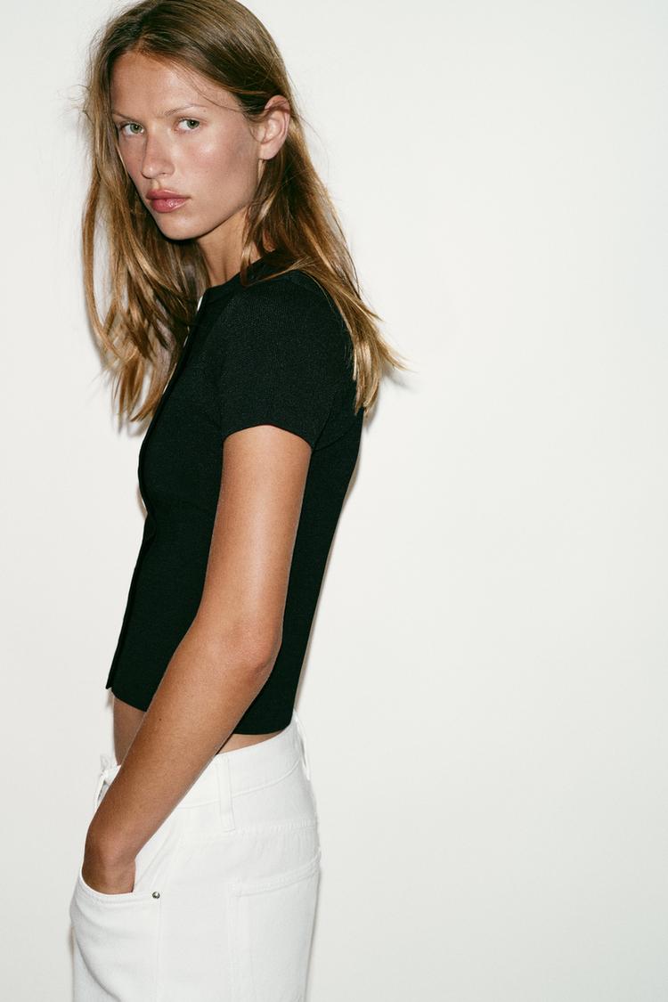 ASYMMETRIC FASTENING KNIT TOP