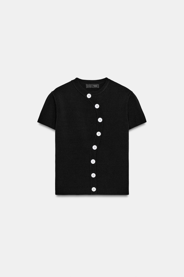 ASYMMETRIC FASTENING KNIT TOP