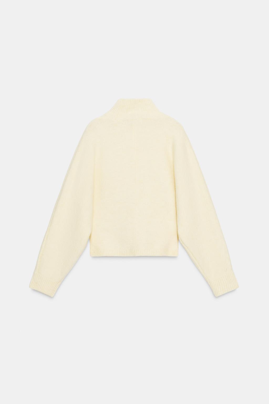 SOFT KNIT HIGH NECK JUMPER