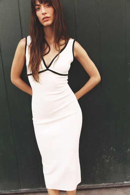 LONG CONTRAST DRESS
