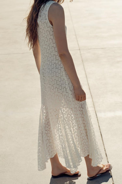 LONG LACE DRESS