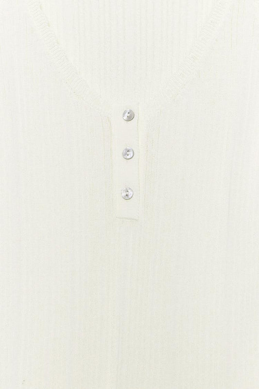 KNIT ROUND NECK TOP