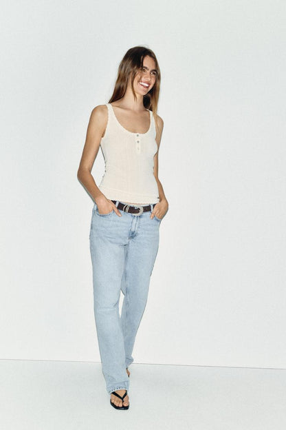 KNIT ROUND NECK TOP