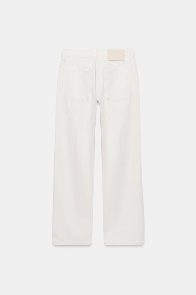MID-WAIST STRAIGHT LEG JEANS