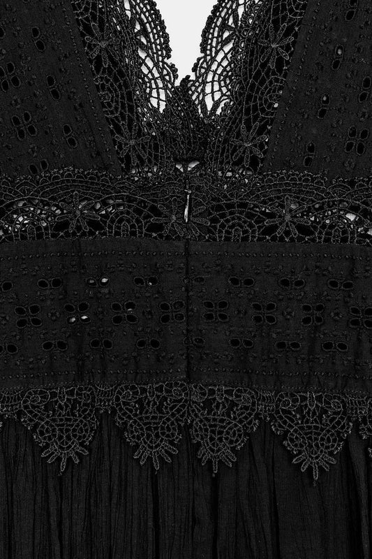 LACE DRESS