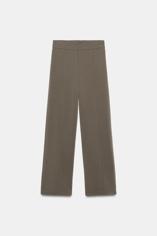 STRAIGHT-LEG TROUSERS WITH FRONT SEAM