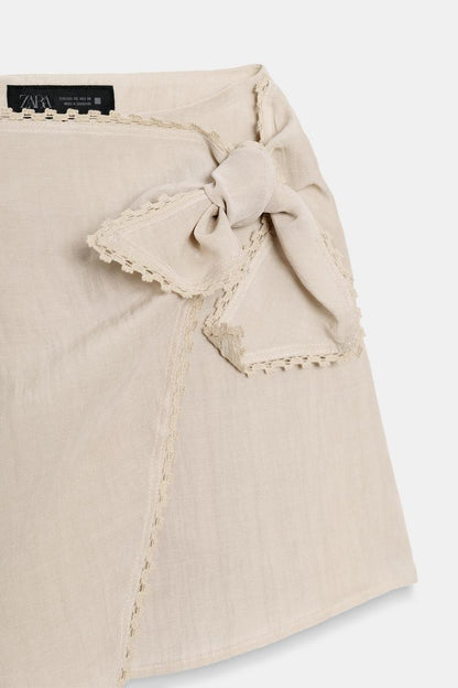LACE KNOTTED SKORT