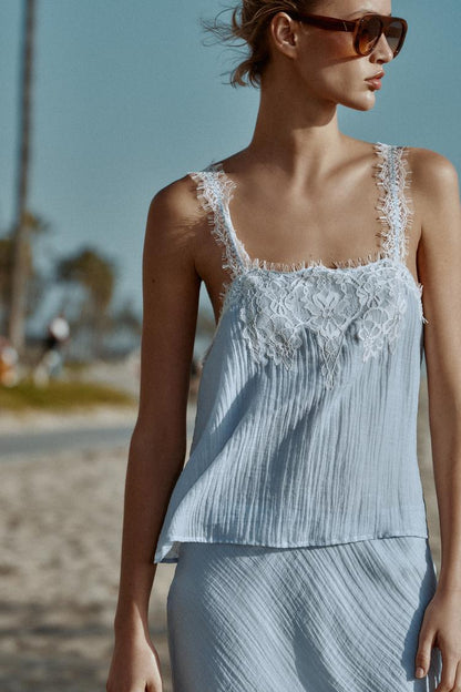 LACE-TRIMMED CAMISOLE TOP