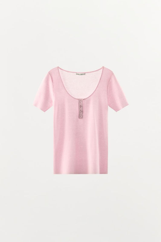 KNIT T-SHIRT WITH BUTTONS