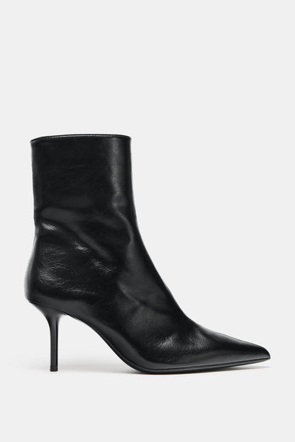 ANKLE BOOTS WITH A CRACKLE EFFECT HEEL
