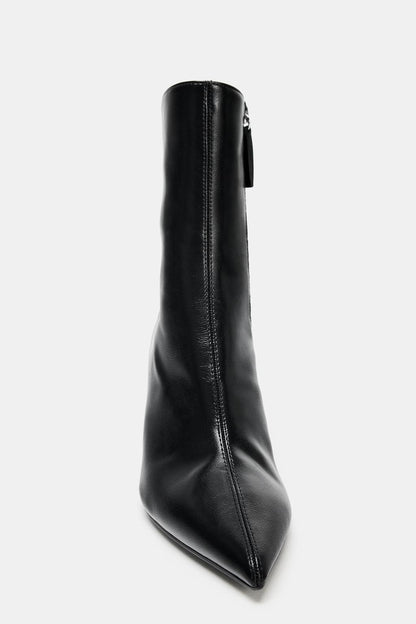 ANKLE BOOTS WITH A CRACKLE EFFECT HEEL